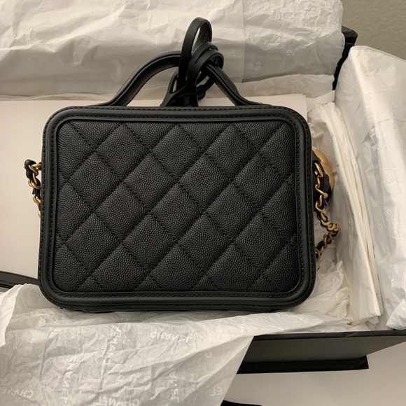 Chanel CC Filigree Vanity Small Black - Picture 14 of 17